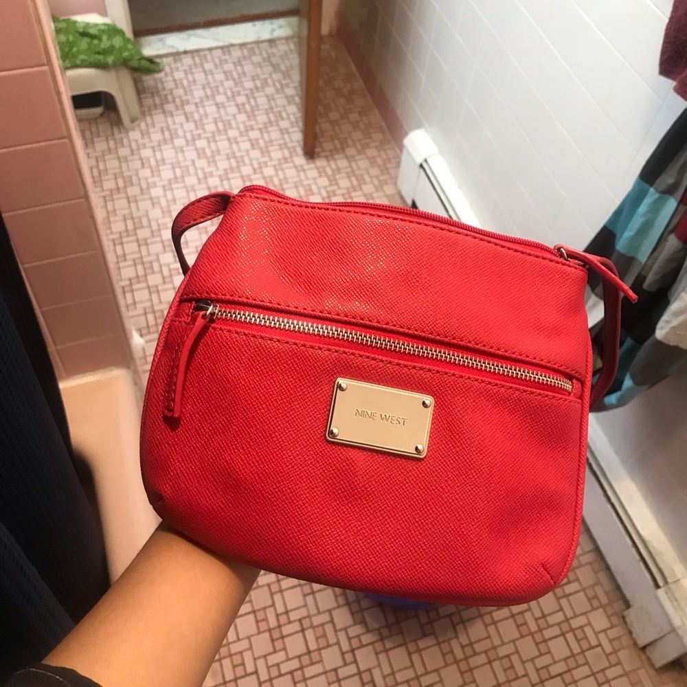 Red Nine West Bag - Picture 2 of 8